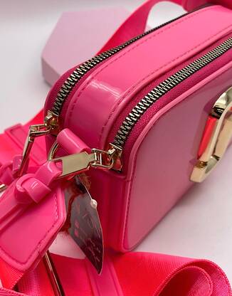 Стильная розовая сумка
