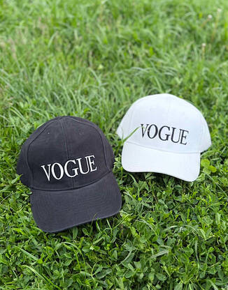 Стильна кепка Vogue