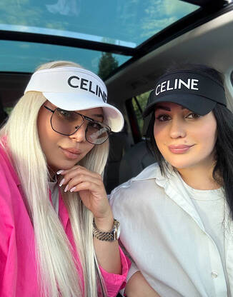 Жіночій літній козирок в стилі  Celin чорного кольору 