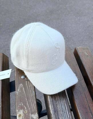 Кепка RB тепла ангорова біла, шоколад, чорна