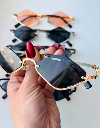 Окуляри ромби чорно-золоті Gu