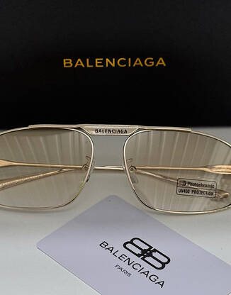 Очки золотые фотохромные полупрозрачные